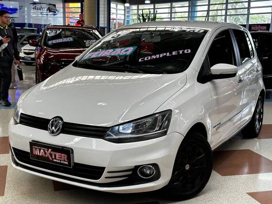 VOLKSWAGEN FOX 1.0 MPI TRENDLINE 12V FLEX 4P MANUAL